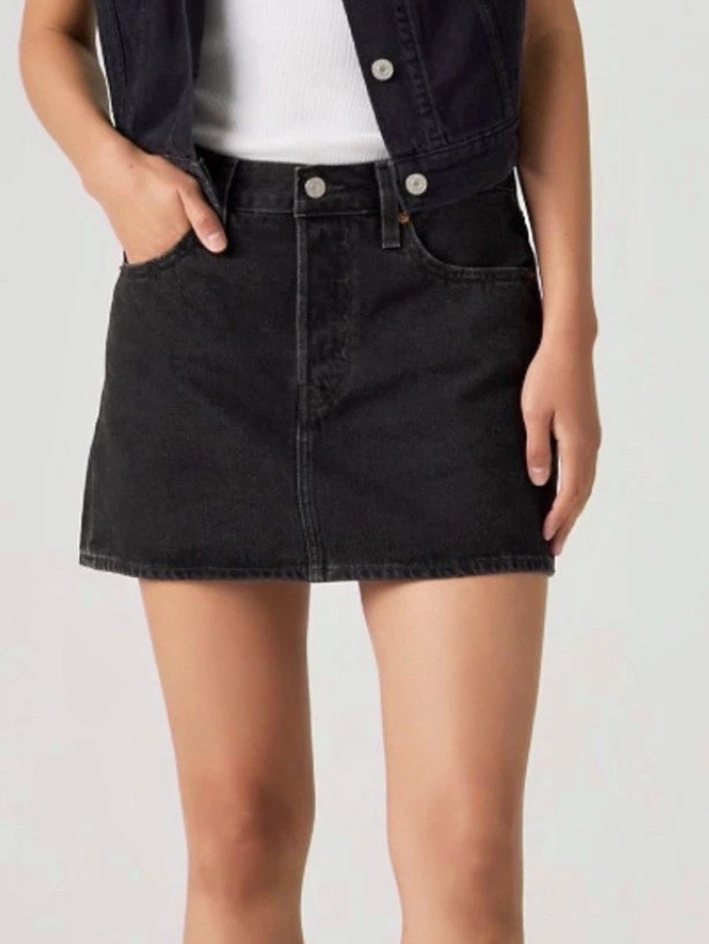 Levi's Icon Skirt Black Mini Denim Skirt